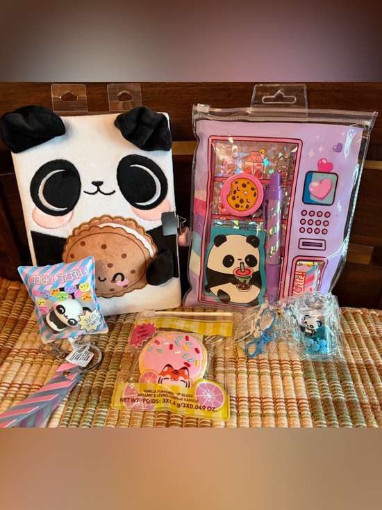 Claire's Other - Claire’s Plush Panda Journal & Stationary Bundle